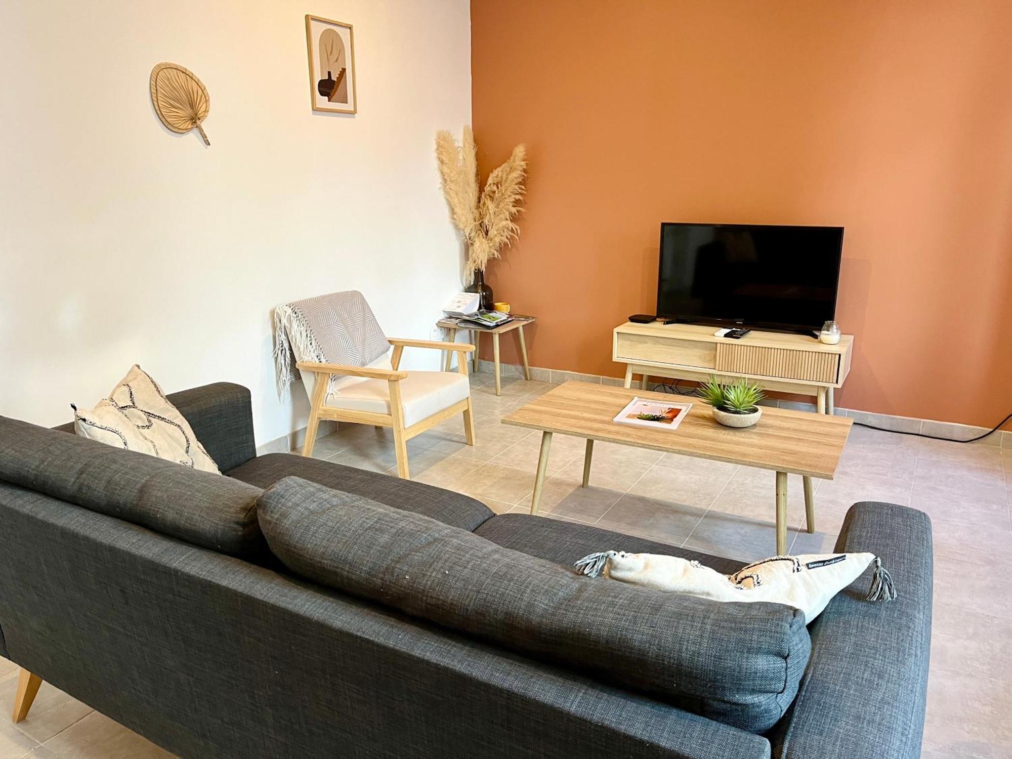 Le Riquet - Parking Et Jardin Prive, Clim, Rdc Castelnaudary Εξωτερικό φωτογραφία