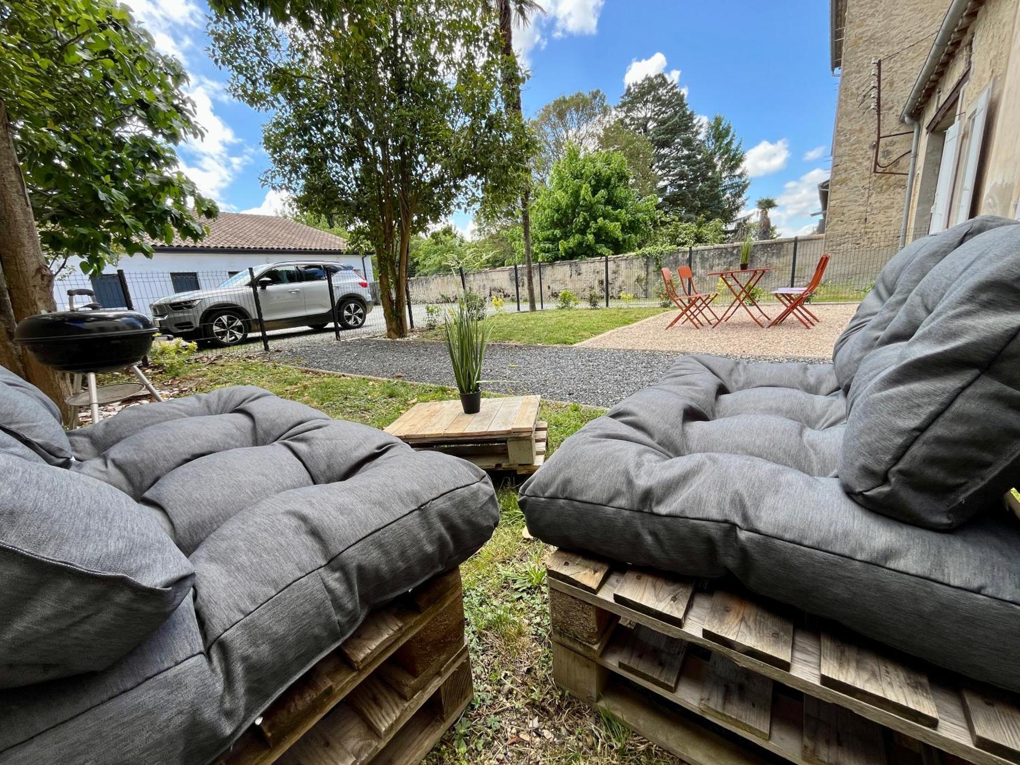 Le Riquet - Parking Et Jardin Prive, Clim, Rdc Castelnaudary Εξωτερικό φωτογραφία