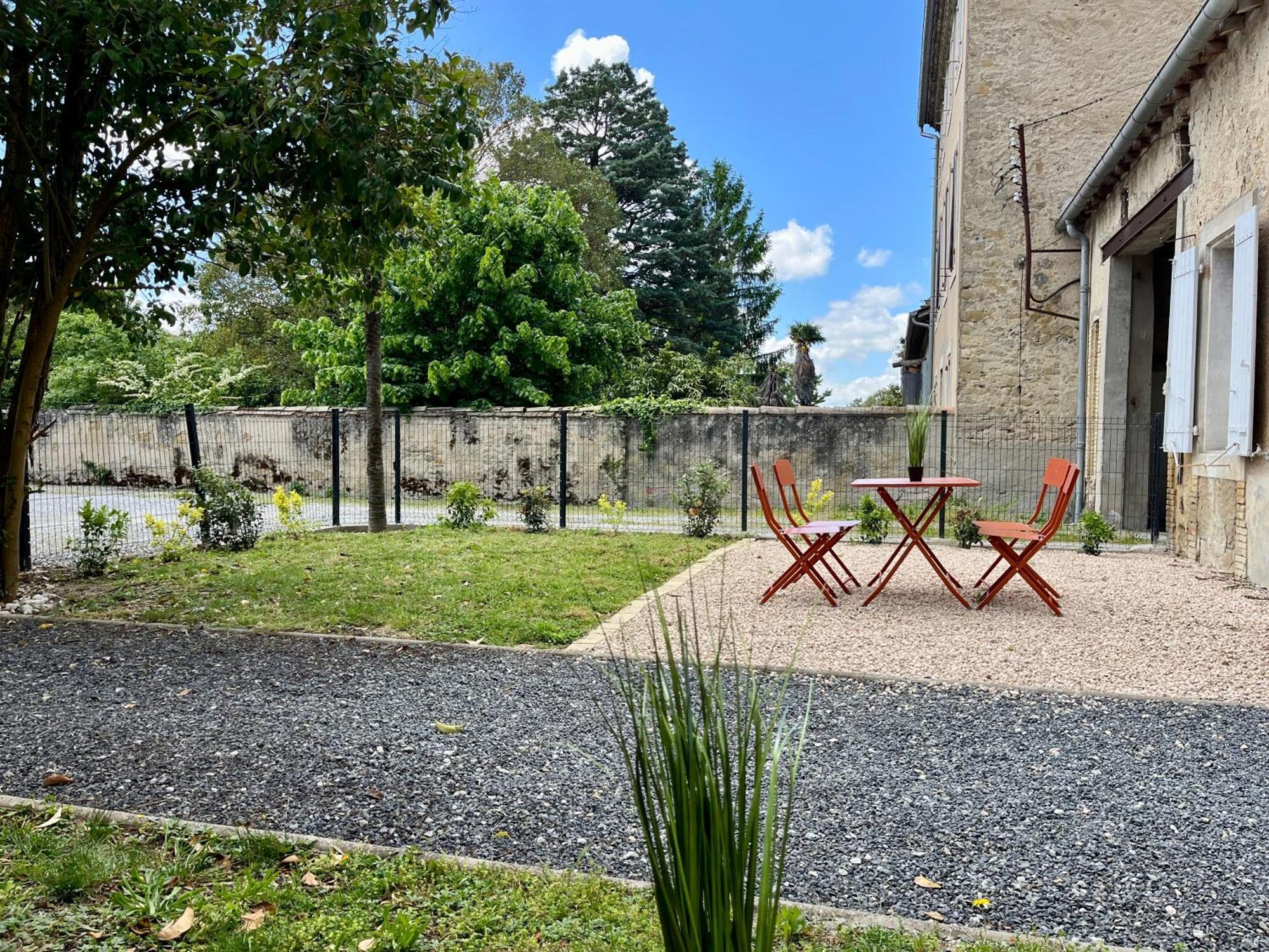 Le Riquet - Parking Et Jardin Prive, Clim, Rdc Castelnaudary Εξωτερικό φωτογραφία